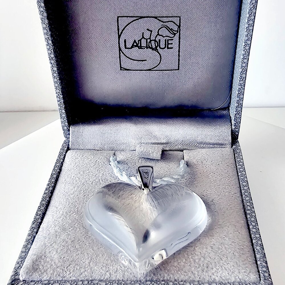 Authentic Lalique Clear Crystal Heart Pendant Necklace